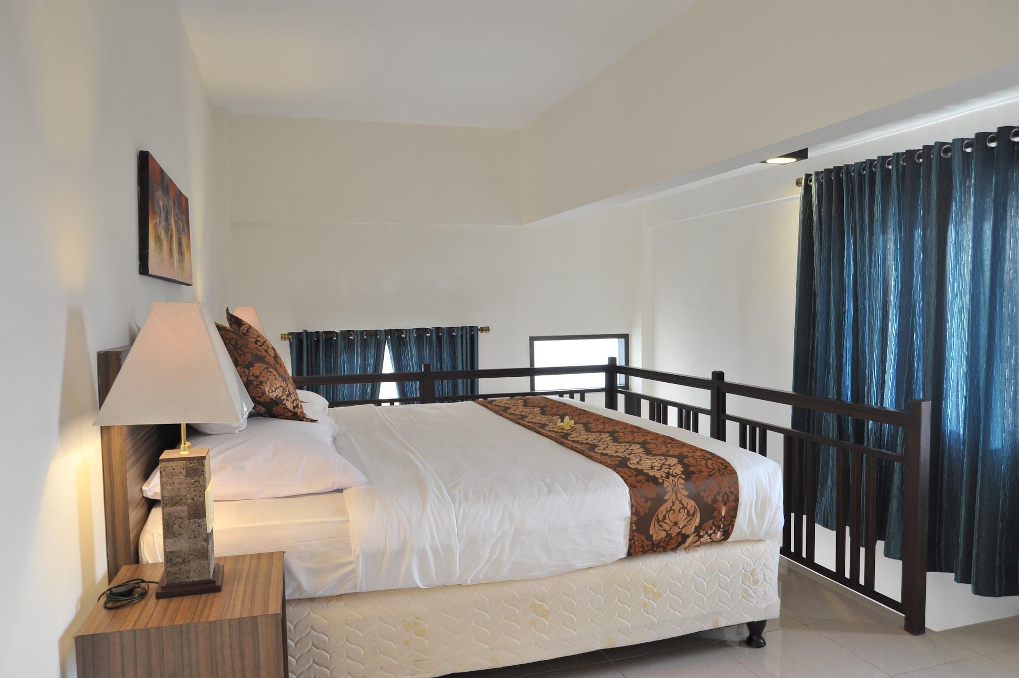 Ganga Hotel & Apartment Denpasa Buitenkant foto