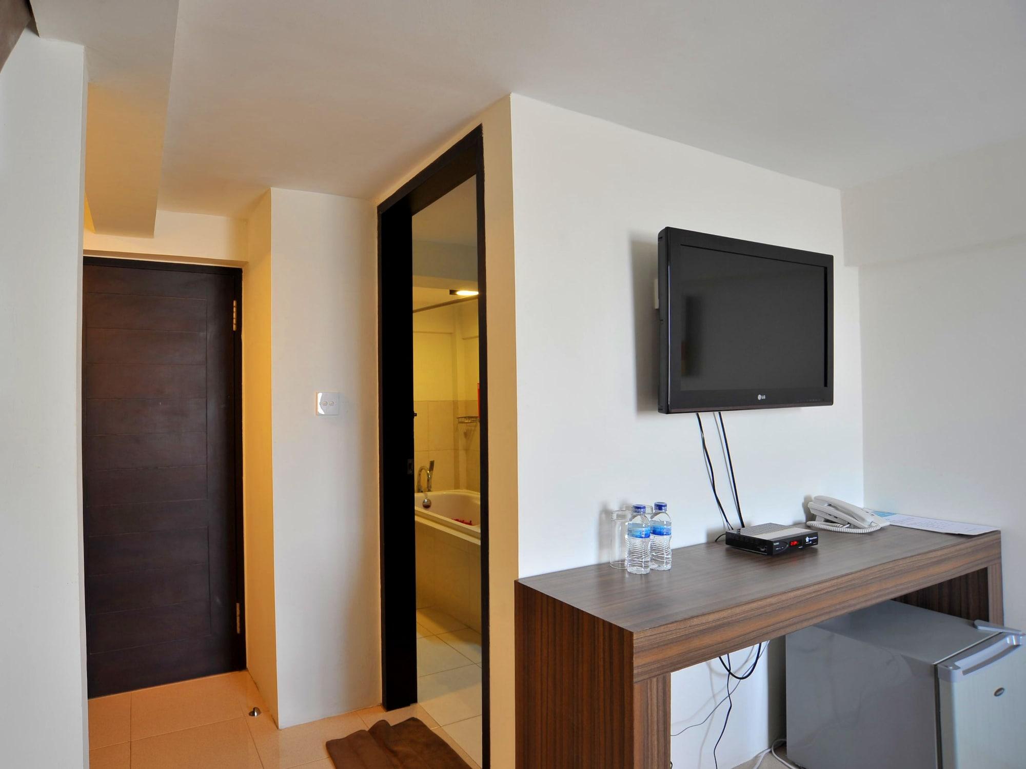 Ganga Hotel & Apartment Denpasa Buitenkant foto