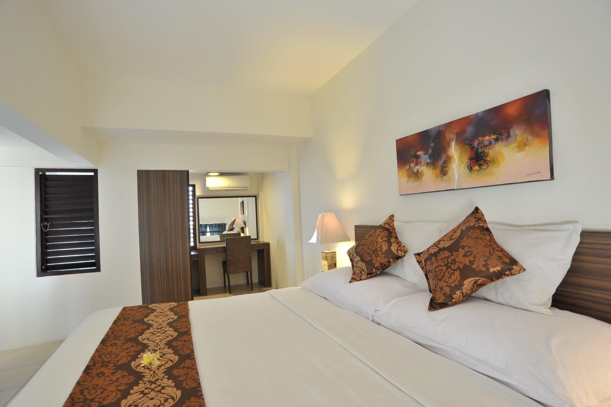 Ganga Hotel & Apartment Denpasa Buitenkant foto