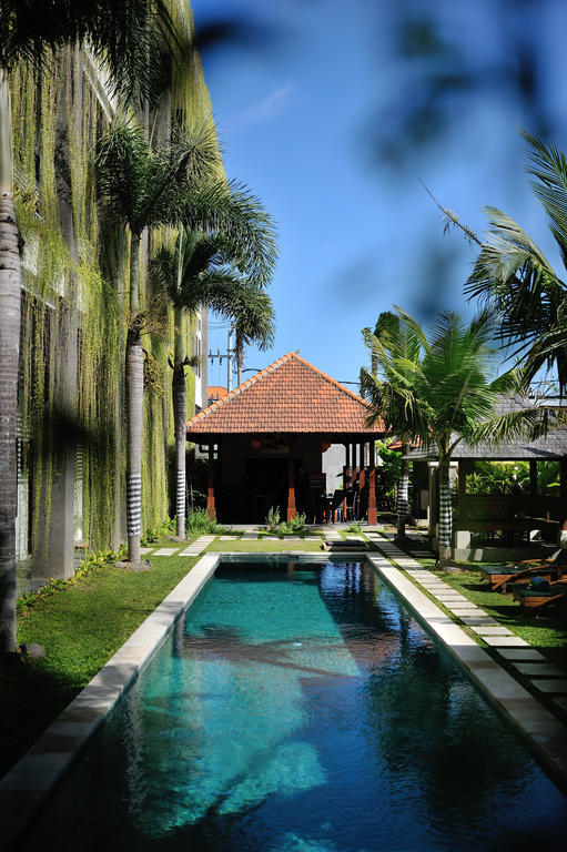 Ganga Hotel & Apartment Denpasa Buitenkant foto