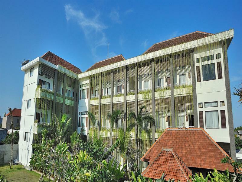 Ganga Hotel & Apartment Denpasa Buitenkant foto